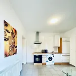 Chic 2Br Apt For 6 Person Direct City Access