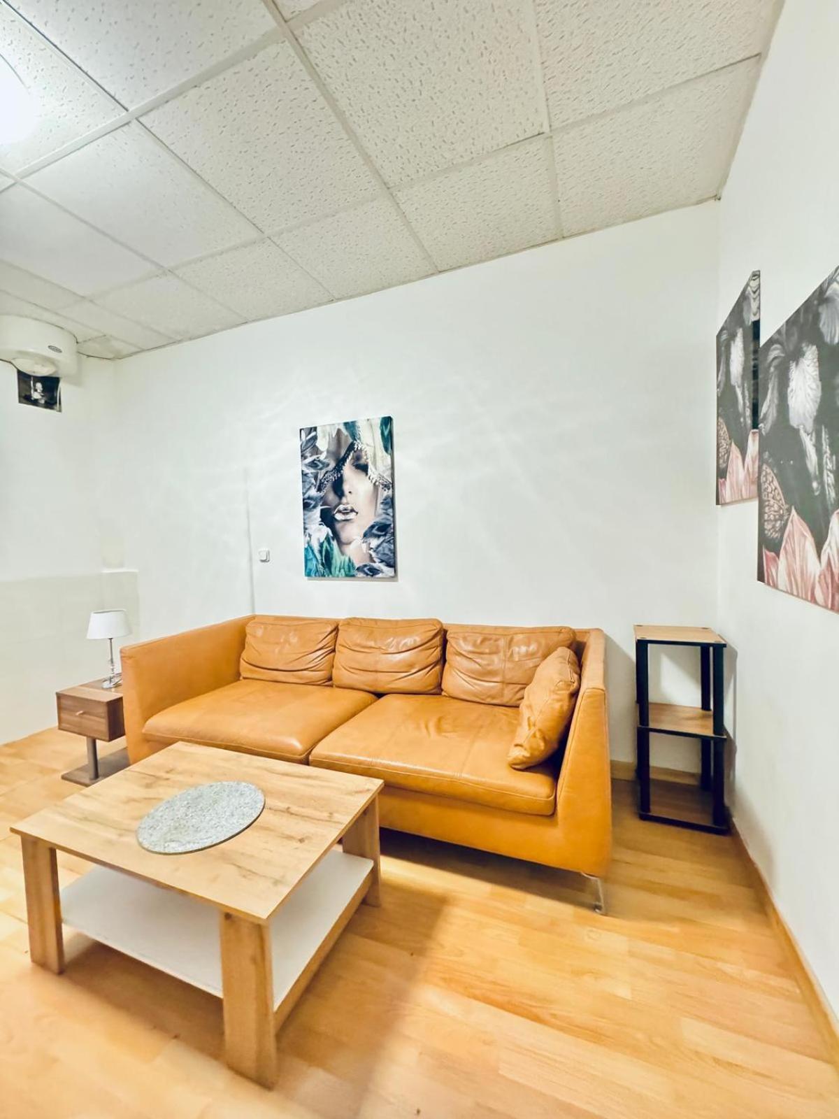 Chic 2br For 6 Person Direct Access Wien