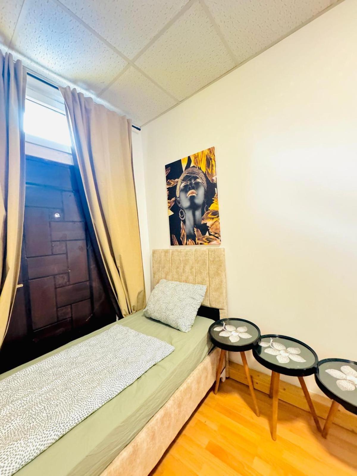 Chic 2br For 6 Person Direct Access Apartment